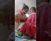 women world vlogs berastfeeding
