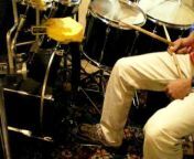 Renato Bueno Drummer som
