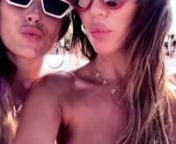 Karina Jelinek se filmó en topless junto a una amiga en las playas de Ibiza from ibiza topless