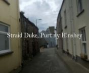 A Manx Gaelic film:n&#39;Duke Street&#39;... or is it &#39;Duck Street&#39;?nThe site of perhaps the oldest houses in Peel.nnThis is a part of a tour around Peel filmed with Stewart Bennett on 10 May 2022:nhttps://culturevannin.im/watchlisten/videos/turrys-mygeayrt-purt-ny-hinshey-761340/nnAn English version of this tour is also available: https://culturevannin.im/watchlisten/videos/a-tour-of-peel-with-stewart-bennett-748128/nnThis film was recorded by Culture Vannin in 2022.nCulture Vannin exists to promote an
