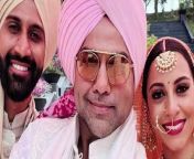 Dharmendra shared a new video from his granddaughter&#39;s wedding. Dharmendra&#39;s daughter Ajeeta Deol was hosting her daughter&#39;s wedding in India.&#60;br/&#62;&#60;br/&#62;#dharmendra#sunnydeol#bobbyddeol#viral#trending#celebupdate #bollywood