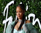 Happy Birthday, &#60;br/&#62;Rihanna!.&#60;br/&#62;Robyn Rihanna Fenty turns &#60;br/&#62;36 years old today.&#60;br/&#62;Here are five &#60;br/&#62;fun facts about &#60;br/&#62;the singer and &#60;br/&#62;beauty guru.&#60;br/&#62;1. She has her own day in &#60;br/&#62;Barbados, Rihanna Day, on February 22nd.&#60;br/&#62;2. Rihanna likes to join &#60;br/&#62;the audience in disguise &#60;br/&#62;before she performs.&#60;br/&#62;3. She has been named &#60;br/&#62;the highest-selling &#60;br/&#62;digital artist of all time.&#60;br/&#62;4. She banned umbrellas from her shows after she released her single, “Umbrella,” so fans wouldn&#39;t get hurt.&#60;br/&#62;5. She became the &#60;br/&#62;first black woman to &#60;br/&#62;lead a luxury house &#60;br/&#62;under the LVMH brand.&#60;br/&#62;Happy Birthday, &#60;br/&#62;Rihanna!