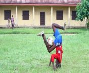 This young boy showed his unique dribbling skills while doing a headstand. He started by dribbling normally, then placed the football between his knees and did a headstand. Balancing himself with the ball held between his knees, he flawlessly kicked the ball onto his feet and continued dribbling.
