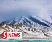 With the warm wind in March, the Pamir Plateau in Xinjiang, China, gradually sheds its wintry coat and enters the vibrant spring, filling the local wildlife with joy, and presenting a breathtaking landscape of melting ice and snow.&#60;br/&#62;&#60;br/&#62;WATCH MORE: https://thestartv.com/c/news&#60;br/&#62;SUBSCRIBE: https://cutt.ly/TheStar&#60;br/&#62;LIKE: https://fb.com/TheStarOnline