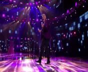 The Season 15 Top 10 join several Idol alums in harmony for an inspirational soul medley!
