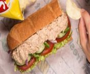 Subway claims to serve up low-calorie meals — but the truth is that a lot of the chain&#39;s sandwiches have high levels of fat and sodium. From chicken that isn&#39;t chicken to 11-inch footlongs, here&#39;s how else the sandwich giant is misleading its customers.