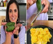This inventive hack is a must-try for any fan of spicy peppers. In this video, Nicole tries out the viral and ingenious new way to enjoy a jalapeño topping: Jalapeño Dust. Start by chilling the jalapeños in a freezer. Next, whether you’re enjoying a slice of pizza, a plate of scrambled eggs, or a cool glass of margarita, grate the frozen jalapeños into dust over the top. It’s a “grate” new way to enjoy the classic hot topping!