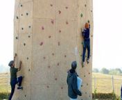 Brave Girl Wall Climbing #viral #trending #foryou #reels #beautiful #love #funny #delicious #fun #love #yummy from fun 2