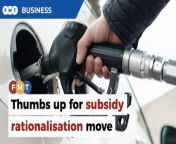 Experts and stakeholders agree that introducing targeted subsidy for diesel will bring benefits but some also caution that it may not stop businesses from raising prices.&#60;br/&#62;&#60;br/&#62;Read More: https://www.freemalaysiatoday.com/category/highlight/2024/04/17/subsidy-rationalisation-move-gets-qualified-approval/&#60;br/&#62;&#60;br/&#62;Laporan Lanjut: https://www.freemalaysiatoday.com/category/bahasa/tempatan/2024/04/17/rasionalisasi-subsidi-dapat-persetujuan-pakar/&#60;br/&#62;&#60;br/&#62;Free Malaysia Today is an independent, bi-lingual news portal with a focus on Malaysian current affairs.&#60;br/&#62;&#60;br/&#62;Subscribe to our channel - http://bit.ly/2Qo08ry&#60;br/&#62;------------------------------------------------------------------------------------------------------------------------------------------------------&#60;br/&#62;Check us out at https://www.freemalaysiatoday.com&#60;br/&#62;Follow FMT on Facebook: https://bit.ly/49JJoo5&#60;br/&#62;Follow FMT on Dailymotion: https://bit.ly/2WGITHM&#60;br/&#62;Follow FMT on X: https://bit.ly/48zARSW &#60;br/&#62;Follow FMT on Instagram: https://bit.ly/48Cq76h&#60;br/&#62;Follow FMT on TikTok : https://bit.ly/3uKuQFp&#60;br/&#62;Follow FMT Berita on TikTok: https://bit.ly/48vpnQG &#60;br/&#62;Follow FMT Telegram - https://bit.ly/42VyzMX&#60;br/&#62;Follow FMT LinkedIn - https://bit.ly/42YytEb&#60;br/&#62;Follow FMT Lifestyle on Instagram: https://bit.ly/42WrsUj&#60;br/&#62;Follow FMT on WhatsApp: https://bit.ly/49GMbxW &#60;br/&#62;------------------------------------------------------------------------------------------------------------------------------------------------------&#60;br/&#62;Download FMT News App:&#60;br/&#62;Google Play – http://bit.ly/2YSuV46&#60;br/&#62;App Store – https://apple.co/2HNH7gZ&#60;br/&#62;Huawei AppGallery - https://bit.ly/2D2OpNP&#60;br/&#62;&#60;br/&#62;#FMTBusiness #Diesel #Subsidy #Inflation