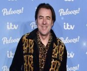 Talk show host Jonathan Ross has suggested &#39;Tipping Point&#39; bosses make things &#92;