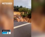 The intense rains of recent days have caused a massive movement of materials, causing serious damage to the region&#39;s highway.