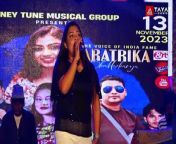 Main Nagin _ Bajatey Raho _ Megha Live Singing from bd hot song megha