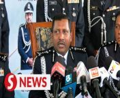 The police did not immediately engage the suspect during the shooting at Kuala Lumpur International Airport Terminal 1 (KLIA 1) due to concerns for public safety. &#60;br/&#62;&#60;br/&#62;Selangor Police Chief Comm Datuk Hussein Omar Khan clarified this on Monday (April 15), addressing questions about why the police had not confronted the suspect right away.&#60;br/&#62;&#60;br/&#62;Read more at https://tinyurl.com/2taxx4ts&#60;br/&#62;&#60;br/&#62;WATCH MORE: https://thestartv.com/c/news&#60;br/&#62;SUBSCRIBE: https://cutt.ly/TheStar&#60;br/&#62;LIKE: https://fb.com/TheStarOnline&#60;br/&#62;