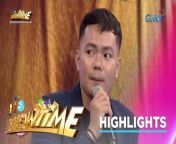 Dahil sa isang misinterpretation ay dinedma na ni Morris ang kanyang ex na si Daphnie! #GMANetwork&#60;br/&#62;&#60;br/&#62;Madlang Kapuso, join the FUNanghalian with #ItsShowtime family. Watch the latest episode of &#39;It&#39;s Showtime&#39; hosted by Vice Ganda, Anne Curtis, Vhong Navarro, Karylle, Jhong Hilario, Amy Perez, Kim Chui, Jugs &amp; Teddy, MC &amp; Lassy, Ogie Alcasid, Darren, Jackie, Cianne, Ryan Bang, and Ion Perez.&#60;br/&#62;Monday to Saturday, 12NN on #GMA Network. #ItsShowtime #MadlangKapuso&#60;br/&#62;&#60;br/&#62;Watch It&#39;s Showtime full episodes here:&#60;br/&#62;https://www.gmanetwork.com/fullepisodes/home/its_showtime&#60;br/&#62;&#60;br/&#62;